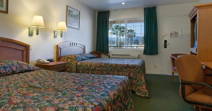 Orange Show Inn San Bernardino Kamer foto